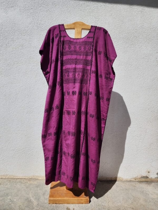 Huipil  Xochistlahuaca Morado